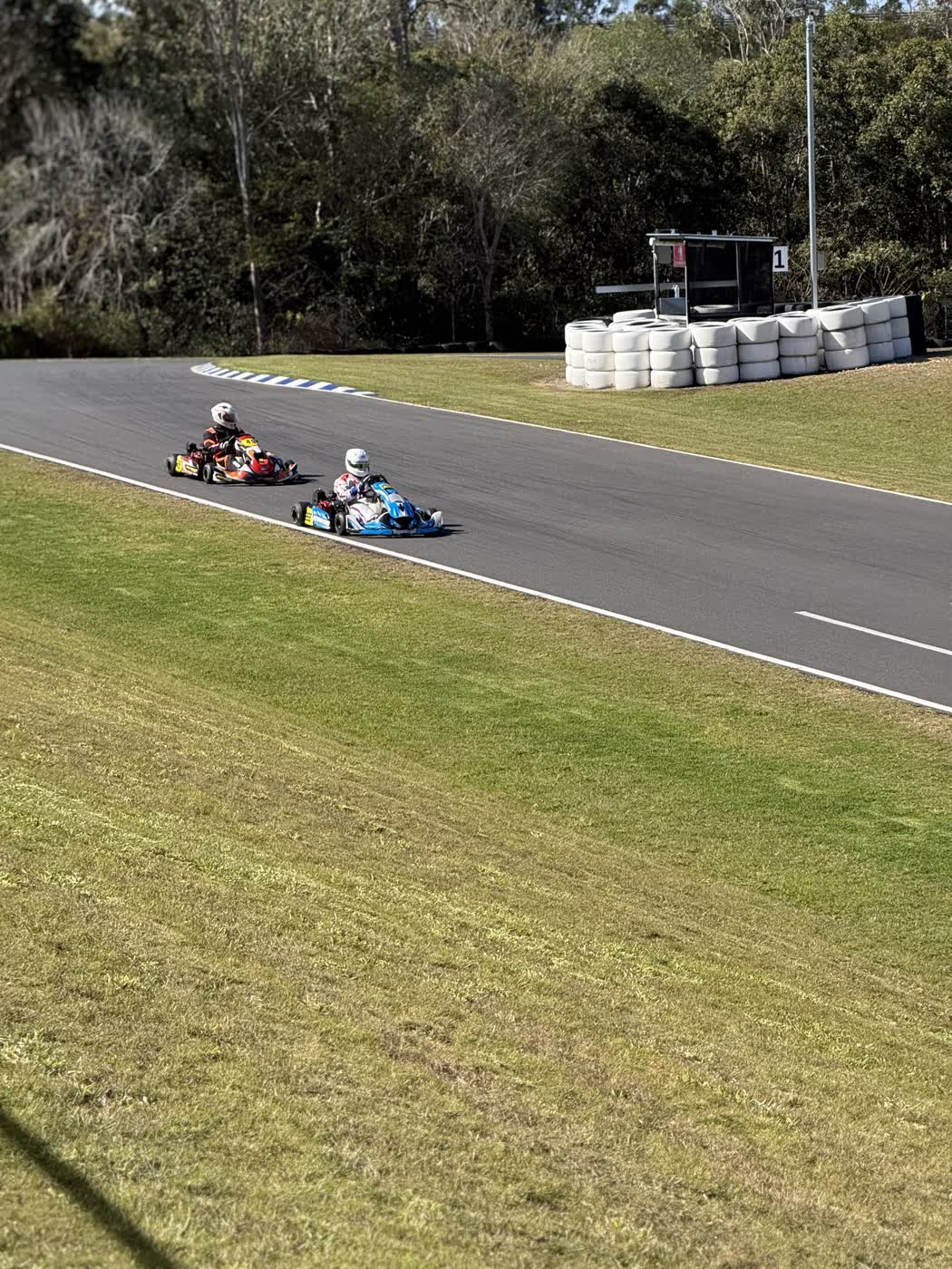 BR Motorsport #49 and Dominators #253 running nose to tail at Cooloola